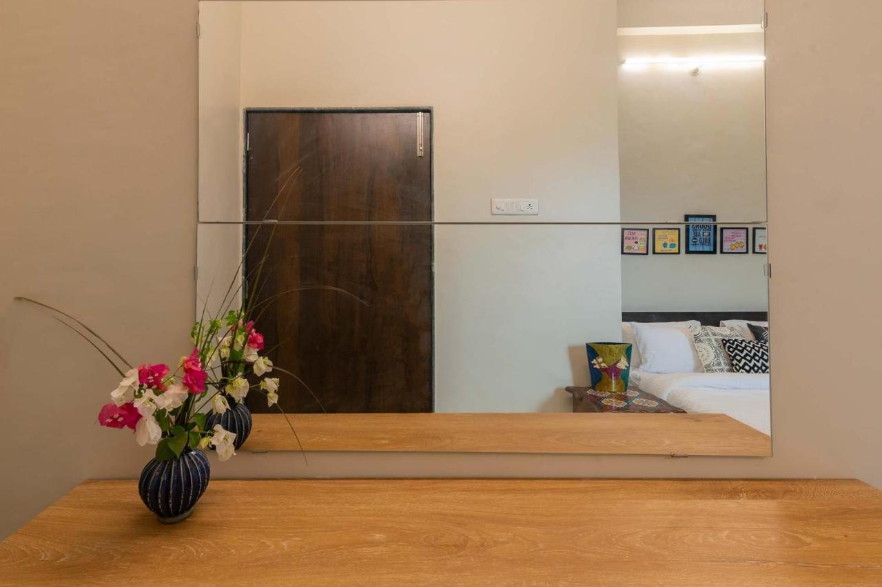 Aqua & Sage By Stayvista - Riverside Villa With Pool & Terrace Karjat Bagian luar foto
