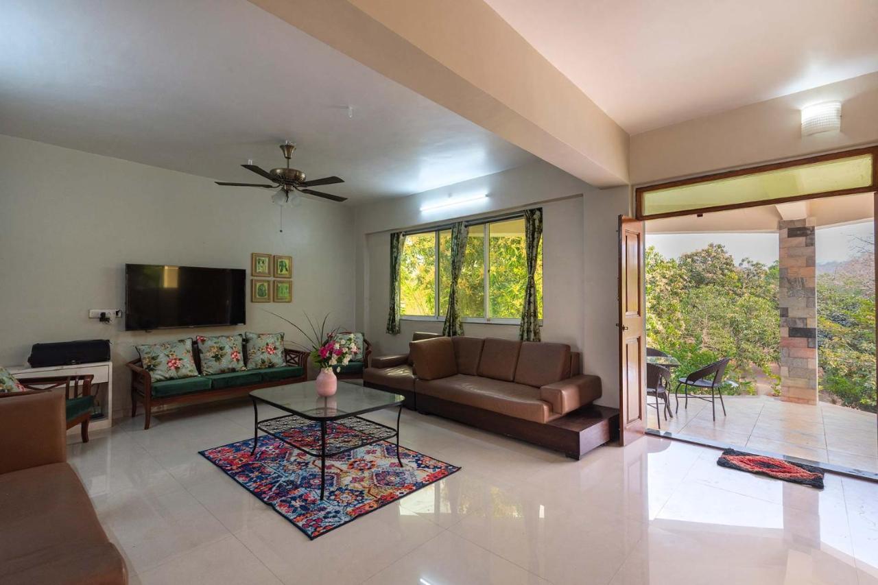 Aqua & Sage By Stayvista - Riverside Villa With Pool & Terrace Karjat Bagian luar foto