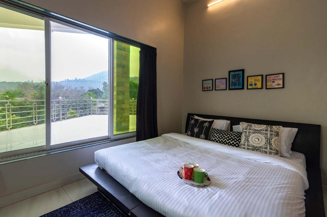 Aqua & Sage By Stayvista - Riverside Villa With Pool & Terrace Karjat Bagian luar foto